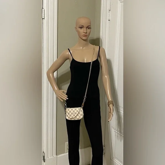 Louis Vuitton Mini Pochette Azur - Picture 14 of 14